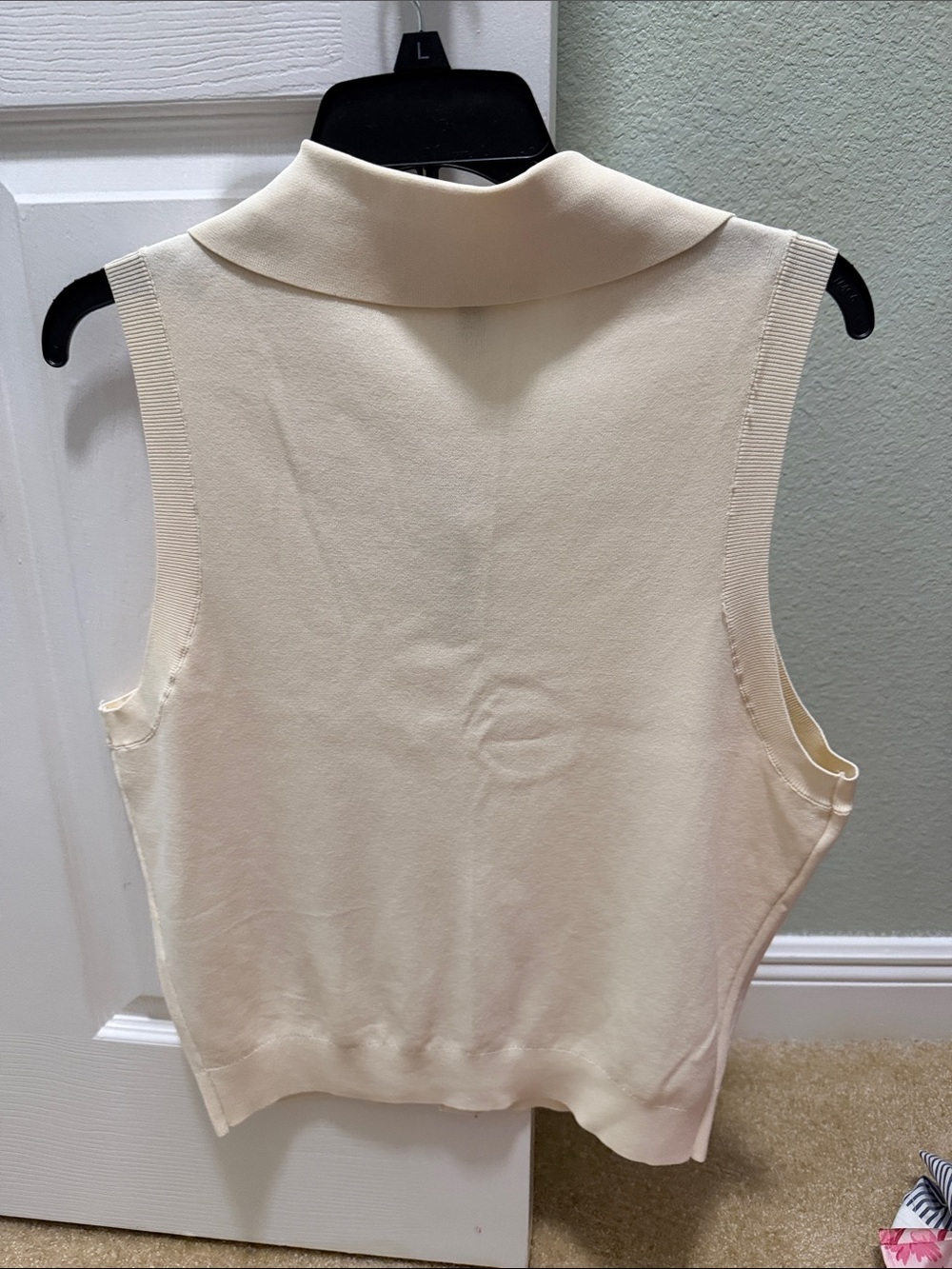 WHBM Sleeveless Collared Button-Front Top - Cream - Picture 3 of 4